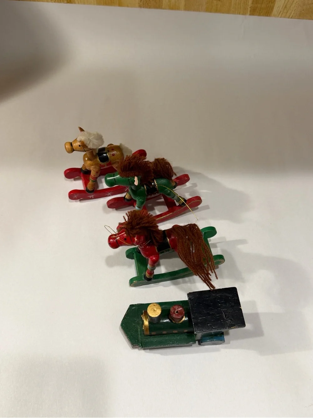 RUSS COUNTRY VINTAGE ORNAMENT PAINTED ROCKING HORSE lot